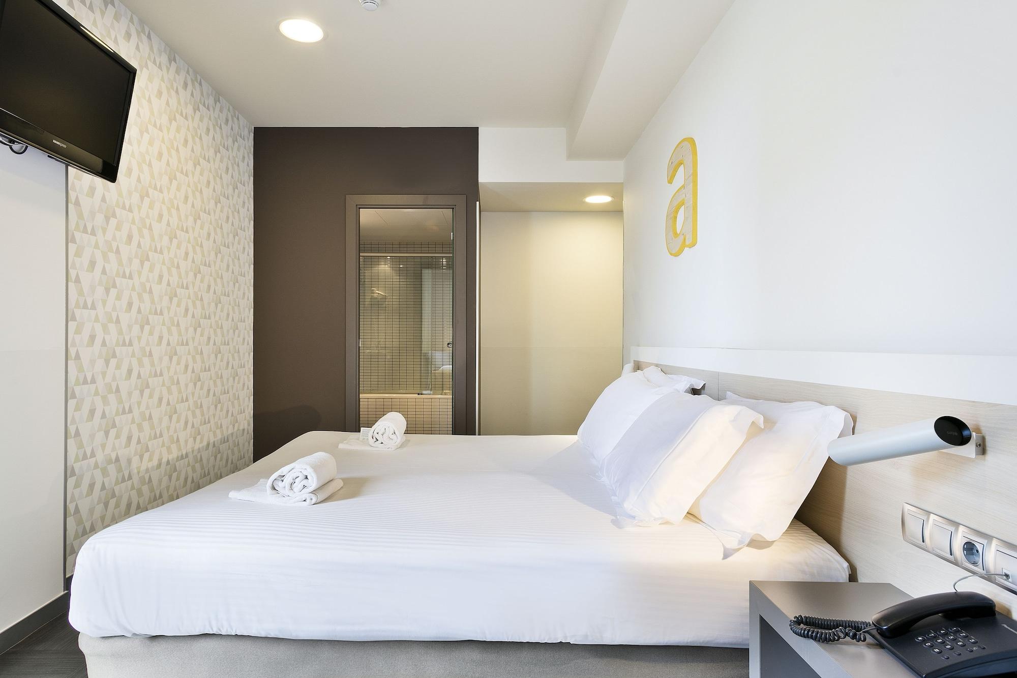 Laumon Hotel 3*